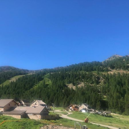 Appartement Chaleureux 3 pièces 50m² plein sud avec grande terrasse au pied des pistes à Isola 2000 Extérieur photo