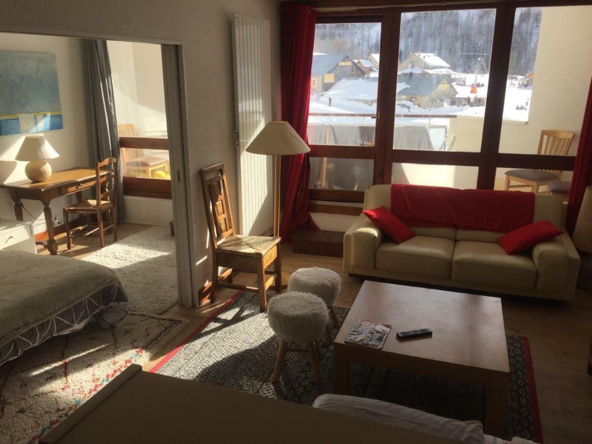 Appartement Chaleureux 3 pièces 50m² plein sud avec grande terrasse au pied des pistes à Isola 2000 Extérieur photo